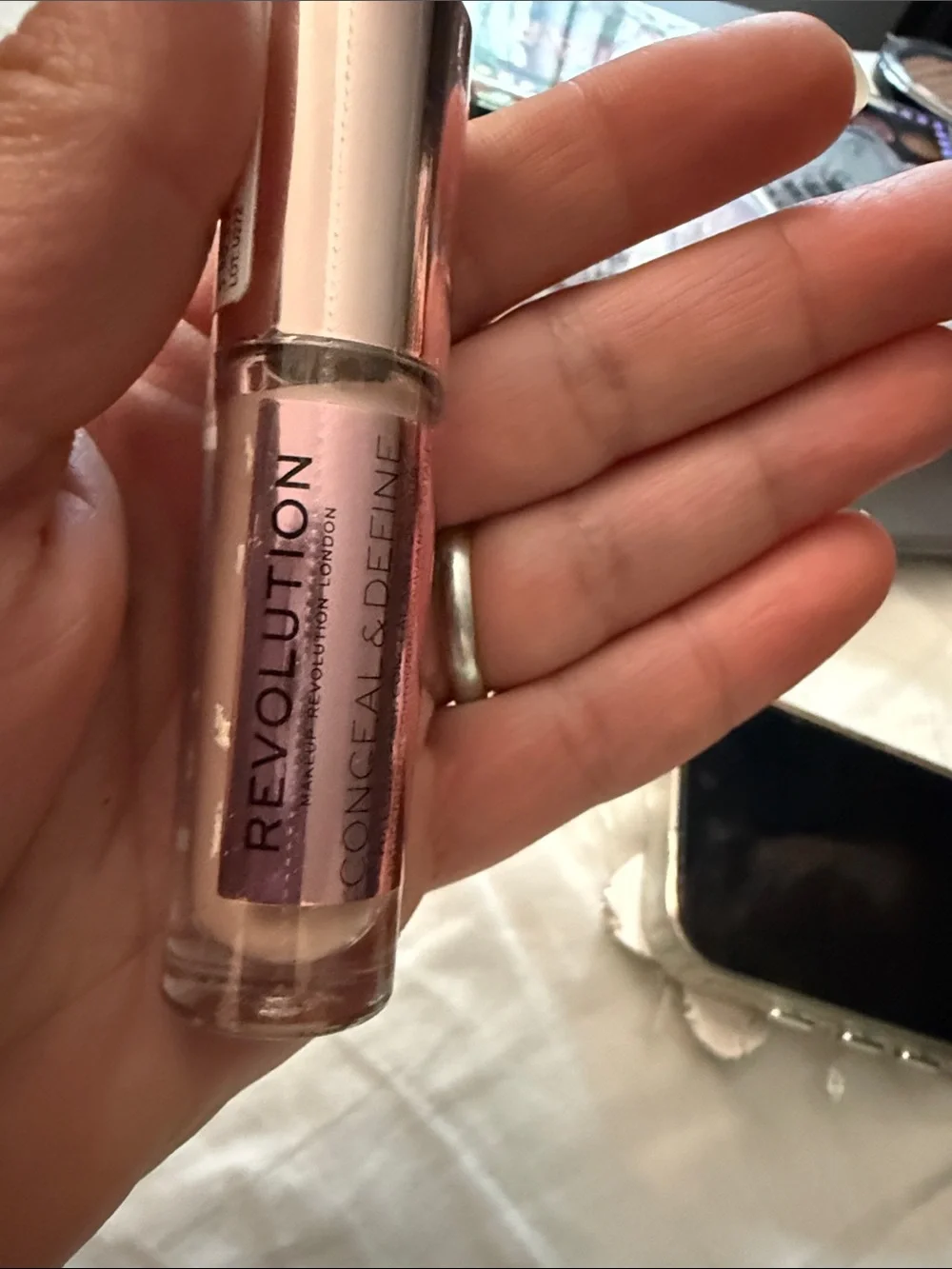 Revolution Conceal & Define Liquid Concealer in Light Pink